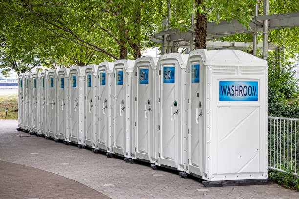 Best Construction site porta potty rental  in Chinook, MT